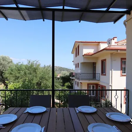 Villa Sareviya Residence *